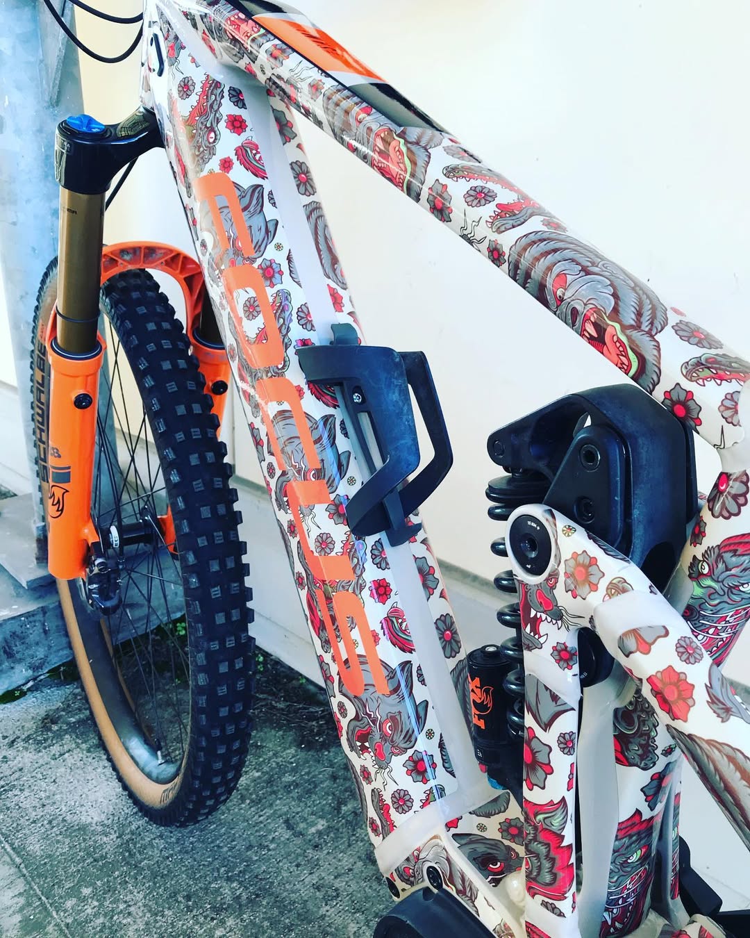 Bike wrapping film applied to the frame