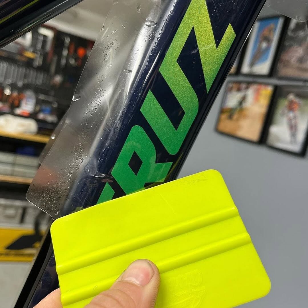 Protected areas of an MTB frame protection kit